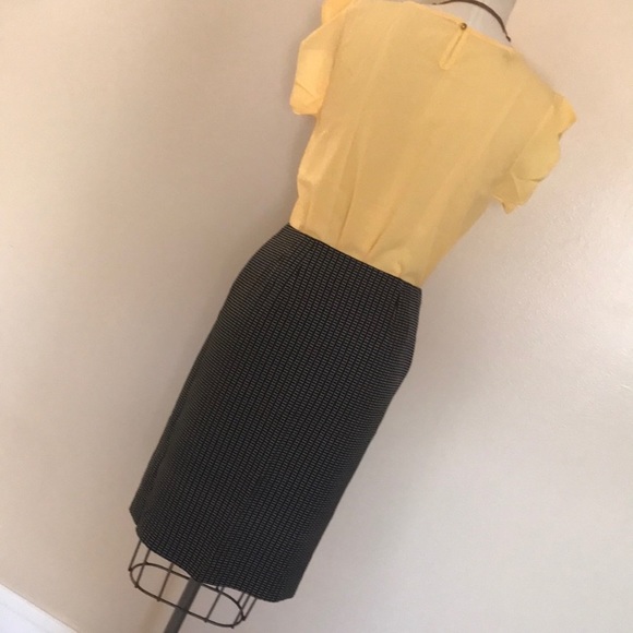 2 LOFT Skirts - Picture 3 of 12